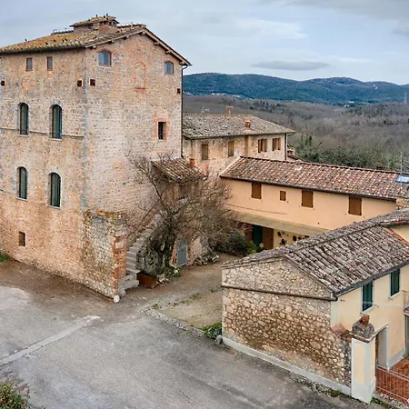 Torre Dei Petricci 12 * Sovicille